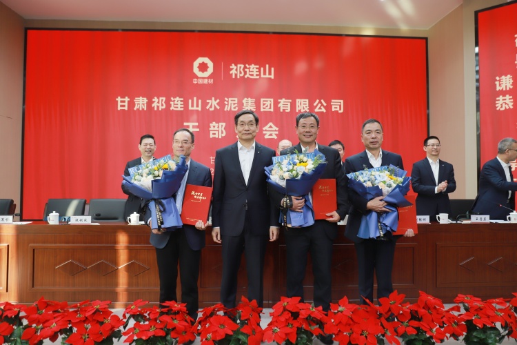 1703146722187912.jpg 7ef649741713fe4d3c0bd5fe1c2d2d9.jpg